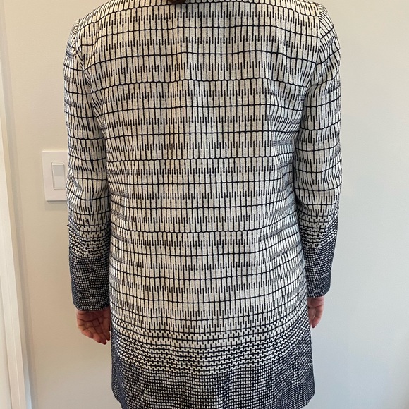 Zara Spring Jacket - Picture 2 of 2